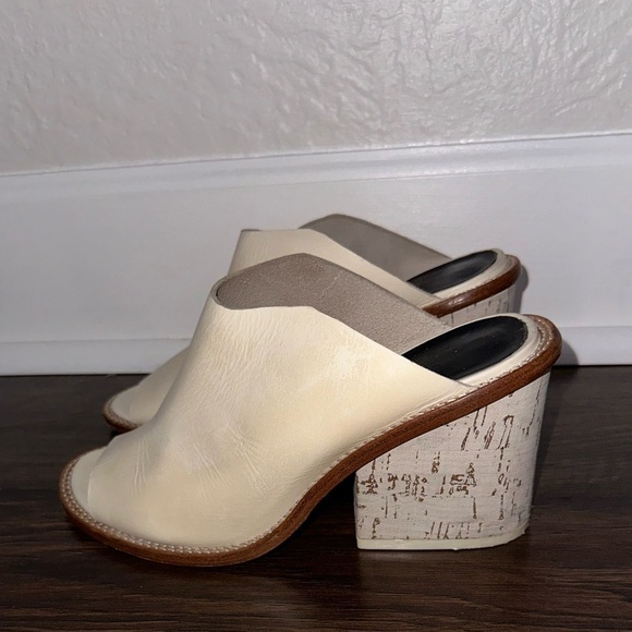 tibi Blane Leather Neutral Chunky Block Heel Open Toe Boho Mules Sz 36.5 (US 6) - Picture 4 of 12
